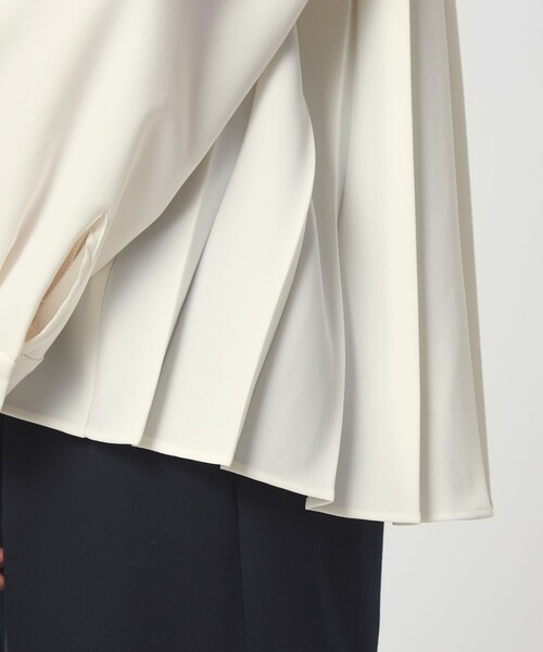 green label relaxing（グリーンレーベルリラクシング）の「［size SHORTあり］パウドレ プリーツ ブラウス ウォッシャブル ストレッチ（シャツ/ブラウス・レディース・ネイビー/ナチュラル/オフホワイト/ブラック・SHORT/FREE）」の15枚目の写真