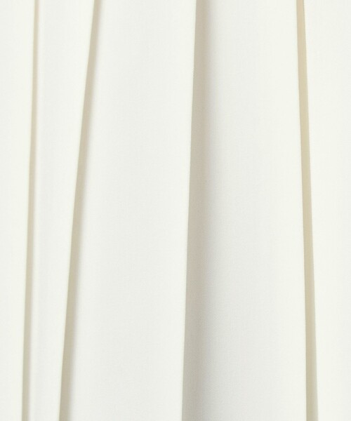 green label relaxing（グリーンレーベルリラクシング）の「［size SHORTあり］パウドレ プリーツ ブラウス ウォッシャブル ストレッチ（シャツ/ブラウス・レディース・ネイビー/ナチュラル/オフホワイト/ブラック・SHORT/FREE）」の5枚目の写真