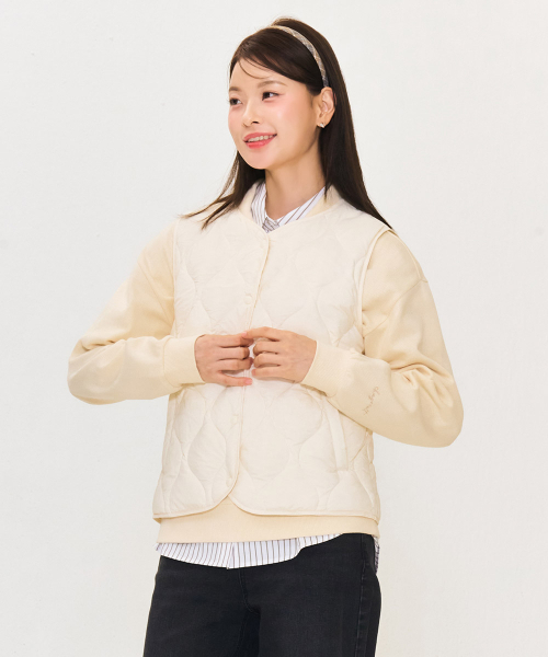 CHASECULT（チェイスカルト）の「女性ライトダウンキルティングベスト-アイボリー（ダウンベスト・レディース・アイボリー・100/85/95/90）」の5枚目の写真