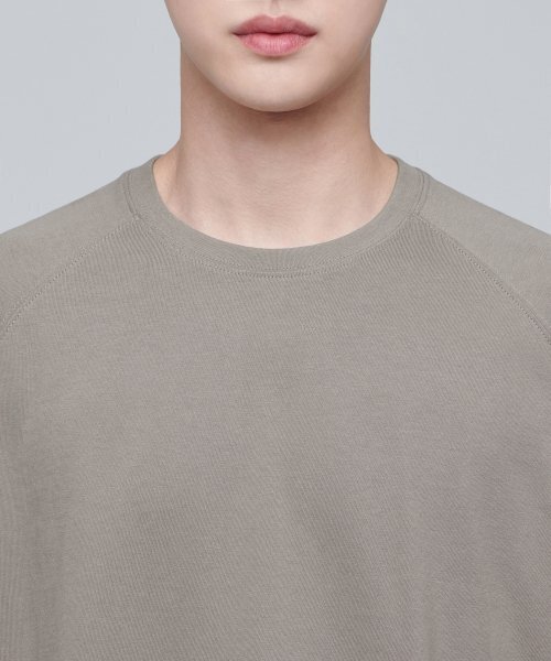 MUSINSA STANDARD（ムシンサスタンダード）の「エクストラオーバーサイズラグランTシャツ[ダスティベージュ]（Tシャツ/カットソー・メンズ・その他・X-LARGE/XX-LARGE/SMALL/MEDIUM/LARGE）」の4枚目の写真