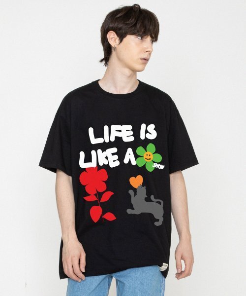 GRAVER（グレーバー）の「[ユニセックス]ビッグライフロゴマルチグラフィック半袖Tシャツ_ブラック（Tシャツ/カットソー・レディース・ブラック・LARGE/MEDIUM/SMALL/X-LARGE）」の2枚目の写真