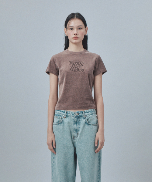 Rest&Recreation（レストアンドレクリエーション）の「VELVET LOGO T-SHIRT - BROWN（Tシャツ/カットソー・レディース・その他・ONE）」の3枚目の写真