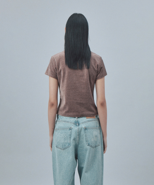 Rest&Recreation（レストアンドレクリエーション）の「VELVET LOGO T-SHIRT - BROWN（Tシャツ/カットソー・レディース・その他・ONE）」の5枚目の写真