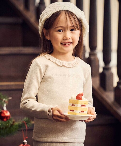 BeBe（ベベ）の「ラメニットフリルトップス+スカート セットアップ（セットアップ・キッズ・ベージュ・140cm/130cm/120cm）」の3枚目の写真