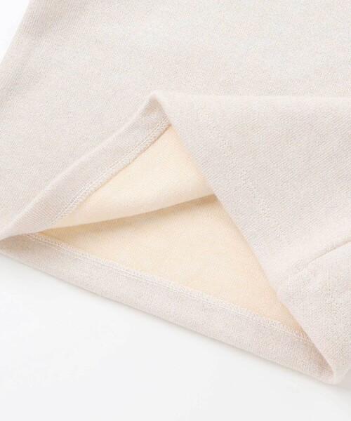 BeBe（ベベ）の「ラメニットフリルトップス+スカート セットアップ（セットアップ・キッズ・ベージュ・140cm/130cm/120cm）」の10枚目の写真