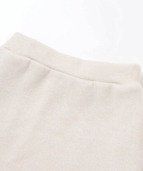 BeBe（ベベ）の「ラメニットフリルトップス+スカート セットアップ（セットアップ・キッズ・ベージュ・140cm/130cm/120cm）」の12枚目の写真