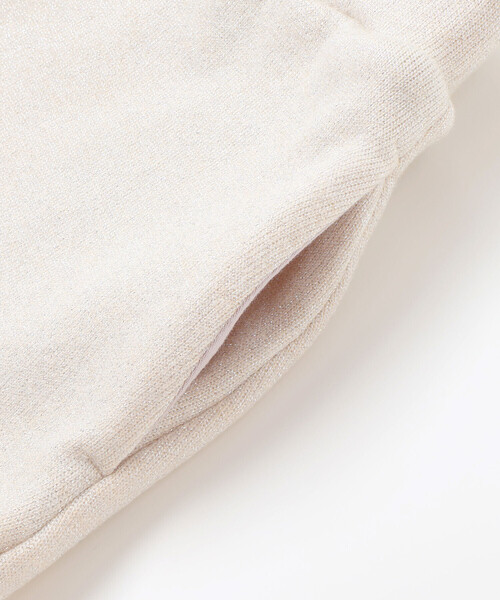 BeBe（ベベ）の「ラメニットフリルトップス+スカート セットアップ（セットアップ・キッズ・ベージュ・140cm/130cm/120cm）」の13枚目の写真