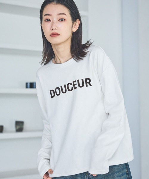 LAKOLE(ラコレ)の「スムースロゴ長袖T / 611699(Tシャツ/カットソー・レディース・チャコール/オフホワイト・FREE)」の2枚目の写真