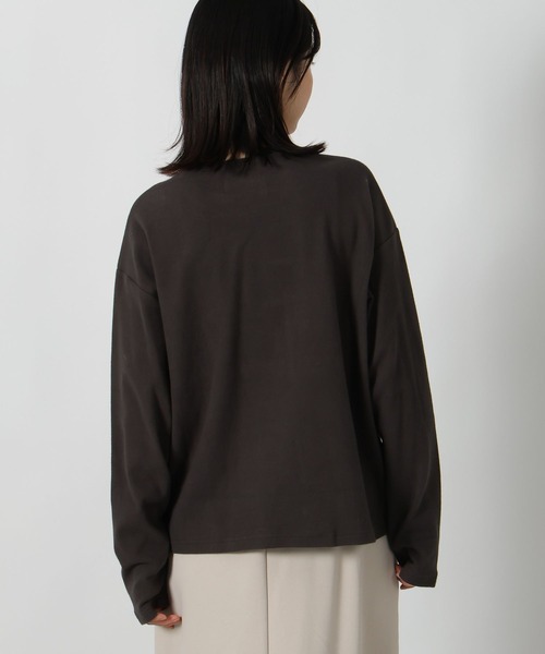 LAKOLE(ラコレ)の「スムースロゴ長袖T / 611699(Tシャツ/カットソー・レディース・チャコール/オフホワイト・FREE)」の6枚目の写真