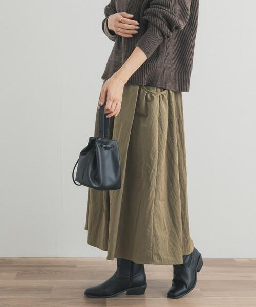 URBAN RESEARCH DOORS（アーバンリサーチドアーズ）の「サイドポケットギャザースカート（スカート・レディース・ネイビー/カーキ/オフホワイト・FREE）」の2枚目の写真