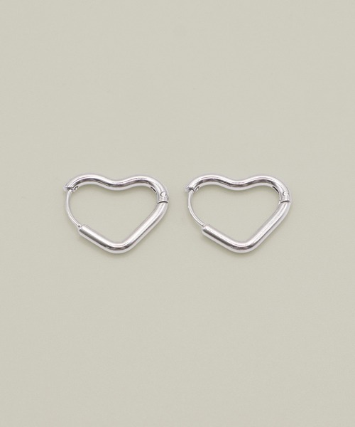 VATSURICA(バツリカ)の「〈LOINE〉金属アレルギー対応 / ステンレス / ハートフープピアス(S)(ピアス(両耳用)・レディース・ゴールド/シルバー・FREE)」の2枚目の写真