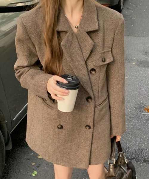 Vipoa（ヴィポア）の「Herringbone big wool Jacket（テーラードジャケット・レディース・ブラウン・FREE）」の16枚目の写真