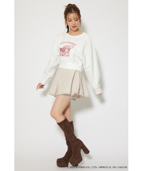 rienda(リエンダ)の「マイメロ&クロミコラボスウェットトップス トレーナー 秋服 冬服(スウェット・レディース・ホワイト/ブラック・FREE)」の4枚目の写真