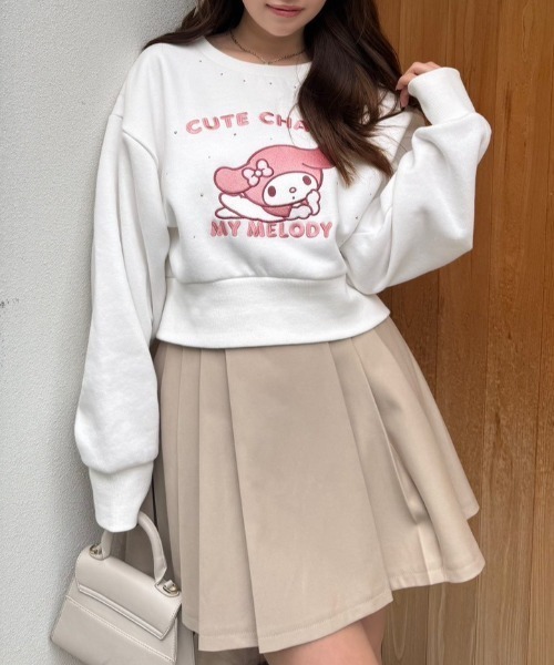 rienda(リエンダ)の「マイメロ&クロミコラボスウェットトップス トレーナー 秋服 冬服(スウェット・レディース・ホワイト/ブラック・FREE)」の19枚目の写真