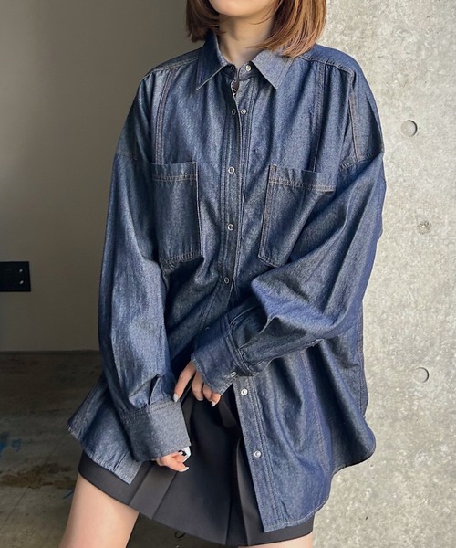 PAGEBOY（ページボーイ）の「ウエストベルトデニムシャツ（シャツ/ブラウス・レディース・ブラック/ブルー/インディゴブルー・FREE）」の2枚目の写真