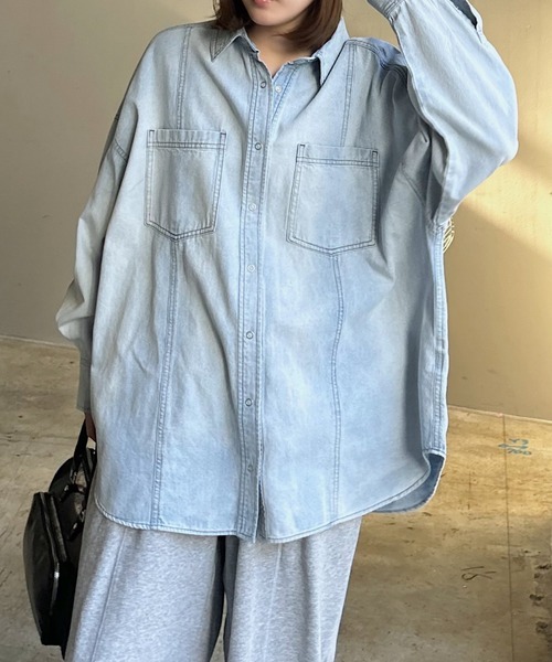 PAGEBOY（ページボーイ）の「ウエストベルトデニムシャツ（シャツ/ブラウス・レディース・ブラック/ブルー/インディゴブルー・FREE）」の3枚目の写真