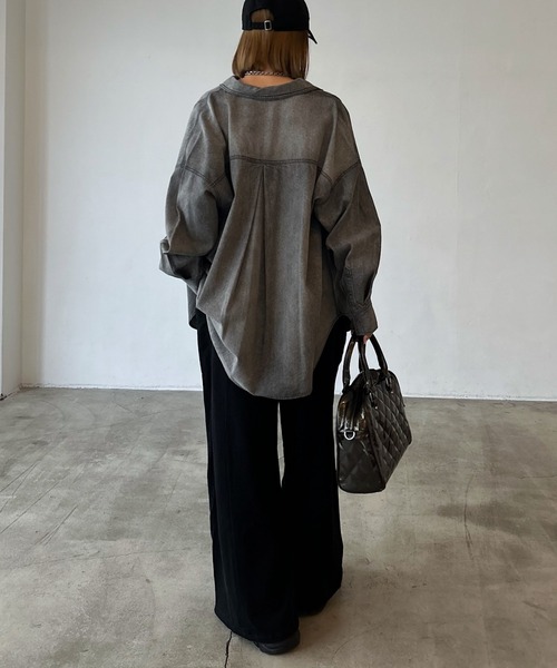 PAGEBOY（ページボーイ）の「ウエストベルトデニムシャツ（シャツ/ブラウス・レディース・ブラック/ブルー/インディゴブルー・FREE）」の6枚目の写真