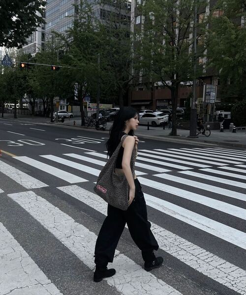KASHIKO（カシコ）の「Leopard Print Shoulder Bag Blue Gray（ショルダーバッグ・レディース・その他・FREE）」の11枚目の写真