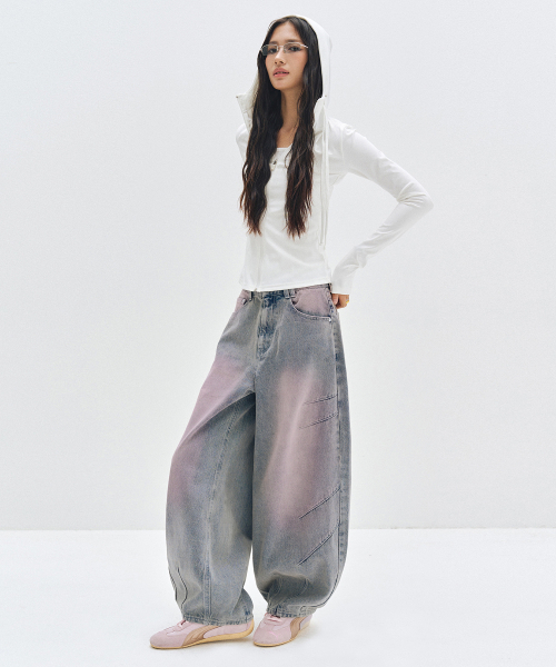DECET WOMEN(デケット ウーマン)の「Color Brush Balloon Jeans DCWPT010ASHBLUE(デニムパンツ・レディース・その他・X-SMALL/SMALL/MEDIUM/LARGE)」の7枚目の写真