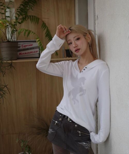 HILLDA（ヒルダ）の「メタリックミニスカート[グレー]（スカート・レディース・その他・SMALL/MEDIUM）」の9枚目の写真