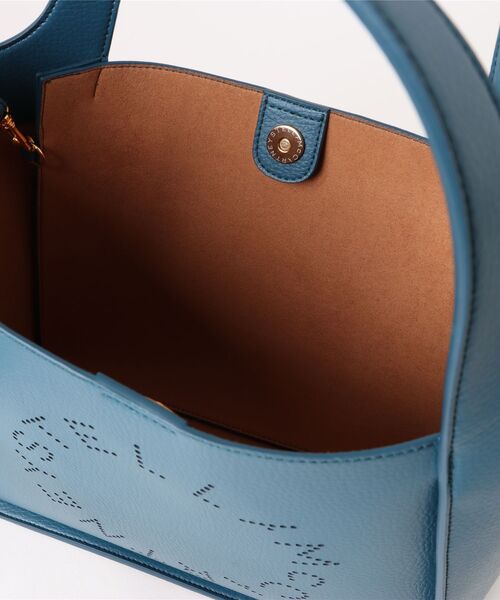 STELLA McCARTNEY(ステラマッカートニー)の「Logo Crossbody Tote Bag / ロゴ クロスボディ トートバッグ(トートバッグ・レディース・ブルー系その他・ONE SIZE)」の4枚目の写真