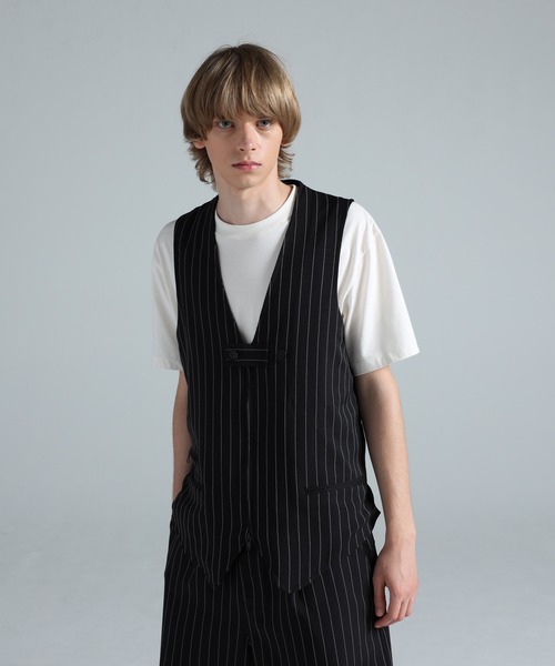 Y-3(ワイスリー)の「Y-3 SPORT UNIFORM PINSTRIPE TAILORED VEST(その他アウター・メンズ・ブラック・X-SMALL/SMALL/MEDIUM/LARGE/X-LARGE)」の1枚目の写真