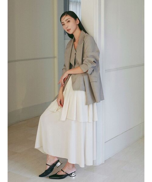 LAGUNAMOON（ラグナムーン）の「ティアードスカートドッキングベストワンピース セットアップ（ワンピース・レディース・ベージュ/グレー/ブラック・MEDIUM/SMALL）」の14枚目の写真