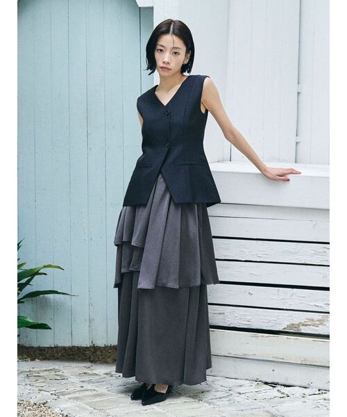 LAGUNAMOON（ラグナムーン）の「ティアードスカートドッキングベストワンピース セットアップ（ワンピース・レディース・ベージュ/グレー/ブラック・MEDIUM/SMALL）」の21枚目の写真
