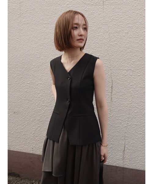 LAGUNAMOON（ラグナムーン）の「ティアードスカートドッキングベストワンピース【セットアップ対応】【夏服】【オフィスカジュアル】（ワンピース・レディース・ベージュ/グレー/ブラック/ピンク・MEDIUM/SMALL）」の16枚目の写真