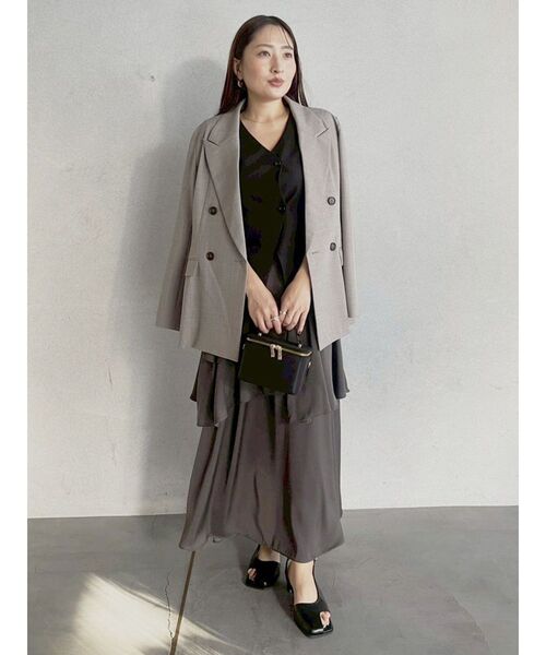 LAGUNAMOON(ラグナムーン)の「ティアードスカートドッキングベストワンピース(ワンピース・レディース・ベージュ/グレー/ブラック・MEDIUM/SMALL)」の21枚目の写真