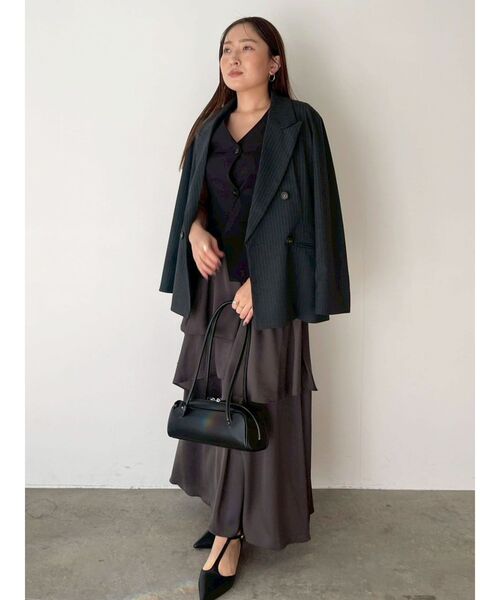 LAGUNAMOON(ラグナムーン)の「ティアードスカートドッキングベストワンピース【セットアップ対応】【夏服】【オフィスカジュアル】(ワンピース・レディース・ベージュ/グレー/ブラック/ピンク・MEDIUM/SMALL)」の21枚目の写真