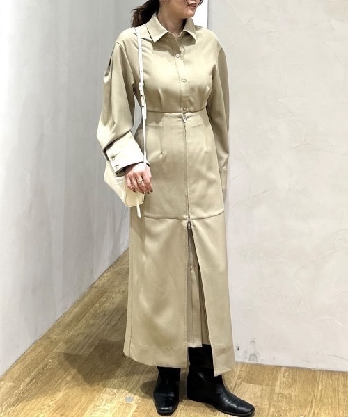 STYLEMIXER(スタイルミキサー)の「レイヤードシャツワンピース(シャツワンピース・レディース・ベージュ/グレー・SMALL/MEDIUM)」の2枚目の写真
