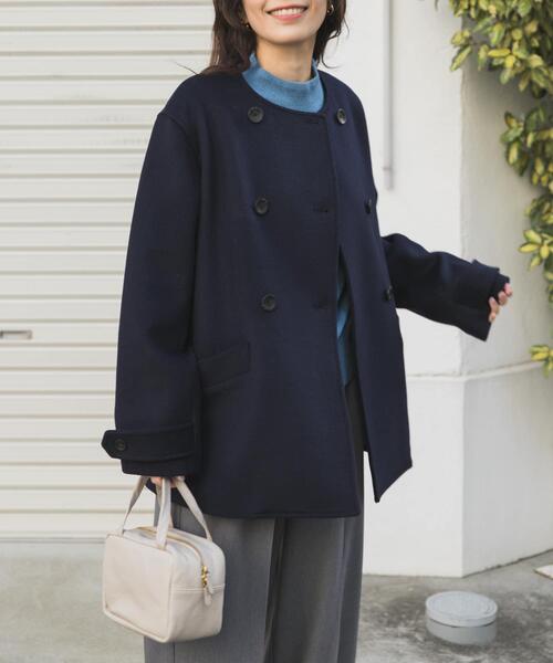 URBAN RESEARCH DOORS（アーバンリサーチドアーズ）の「ウールノーカラーコート｜冬服/暖かい/ミドル丈/通勤服/セレモニー/お出かけ（ピーコート・レディース・グレー系その他/チャコールグレー/ネイビー・MEDIUM）」の3枚目の写真