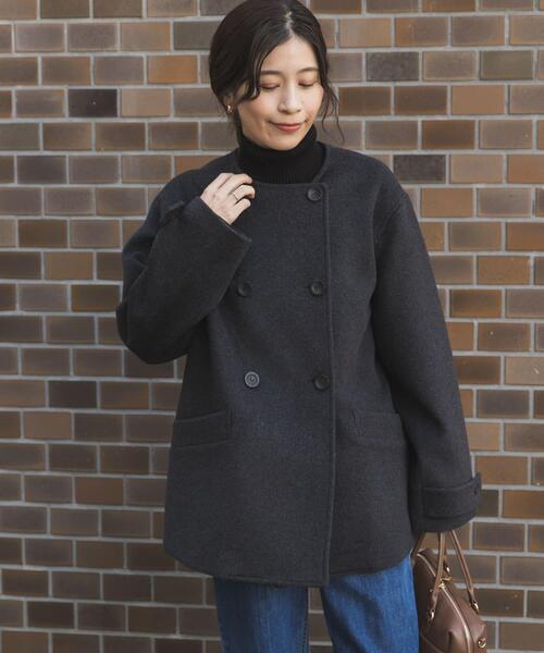 URBAN RESEARCH DOORS（アーバンリサーチドアーズ）の「ウールノーカラーコート｜冬服/暖かい/ミドル丈/通勤服/セレモニー/お出かけ（ピーコート・レディース・グレー系その他/チャコールグレー/ネイビー・MEDIUM）」の15枚目の写真