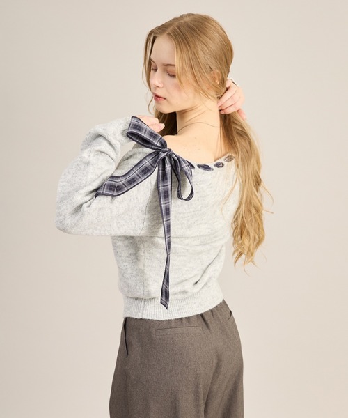 apres jour mignon（アプレジュールミニョン）の「2WAYリボンニットプルオーバー（ニット/セーター・レディース・ネイビー/グレー/ライトグレー・LARGE/フリー）」の13枚目の写真
