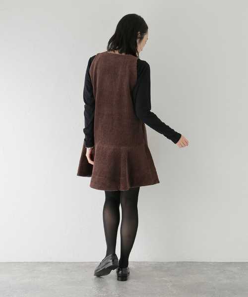 GANNI（ガニー）の「【GANNI/ガニー】 Seersucker Corduroy V-neck Mini Dr（ワンピース・レディース・ブラウン・36）」の4枚目の写真