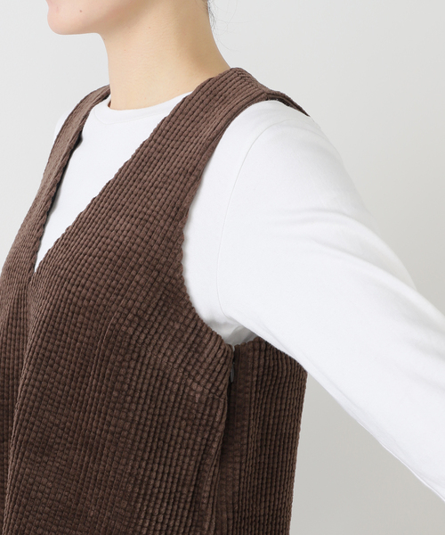 GANNI（ガニー）の「【GANNI/ガニー】 Seersucker Corduroy V-neck Mini Dr（ワンピース・レディース・ブラウン・36）」の8枚目の写真