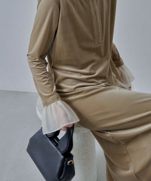 CAPRICIEUX LE'MAGE（カプリシューレマージュ）の「【低身長サイズあり】フレアスリーブベロアワンピース（ワンピース・レディース・ブラック/ベージュ/ブラウン・PS/FREE）」の6枚目の写真