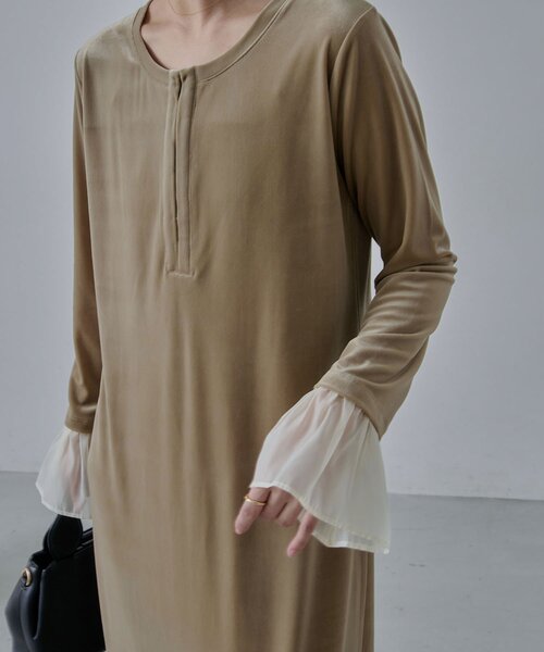 CAPRICIEUX LE'MAGE（カプリシューレマージュ）の「【低身長サイズあり】フレアスリーブベロアワンピース（ワンピース・レディース・ブラック/ベージュ/ブラウン・PS/FREE）」の9枚目の写真