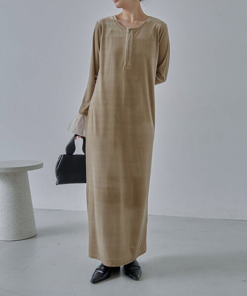 CAPRICIEUX LE'MAGE（カプリシューレマージュ）の「【低身長サイズあり】フレアスリーブベロアワンピース（ワンピース・レディース・ブラック/ベージュ/ブラウン・PS/FREE）」の4枚目の写真