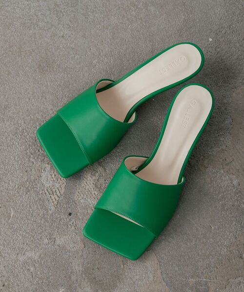 GALLEST（ギャレスト）の「スウエアトゥサンダル（サンダル・レディース・グリーン/オフホワイト/ブラック・35/45）」の3枚目の写真