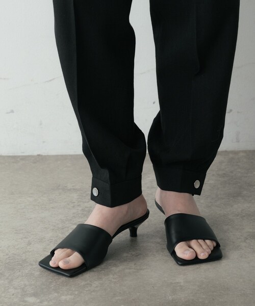 GALLEST（ギャレスト）の「スウエアトゥサンダル（サンダル・レディース・グリーン/オフホワイト/ブラック・35/45）」の4枚目の写真