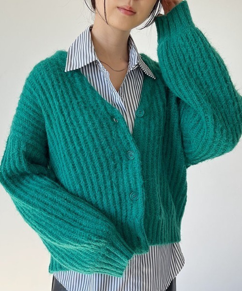 Mac-House(マックハウス)の「畦編みVネックパフスリーブカーディガン(カーディガン/ボレロ・レディース・ブラック/ホワイト/グリーン/イエロー・FREE)」の14枚目の写真