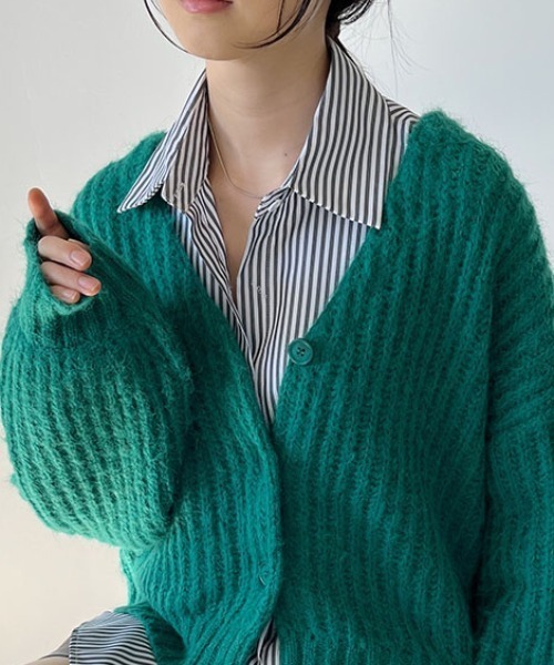 Mac-House(マックハウス)の「畦編みVネックパフスリーブカーディガン(カーディガン/ボレロ・レディース・ブラック/ホワイト/グリーン/イエロー・FREE)」の15枚目の写真