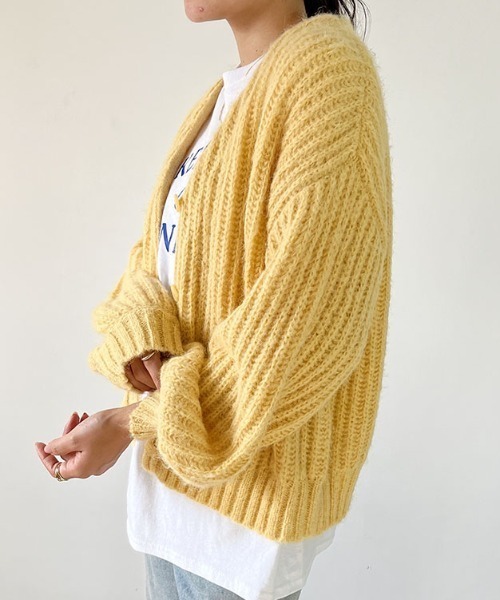 Mac-House(マックハウス)の「畦編みVネックパフスリーブカーディガン(カーディガン/ボレロ・レディース・ブラック/ホワイト/グリーン/イエロー・FREE)」の18枚目の写真
