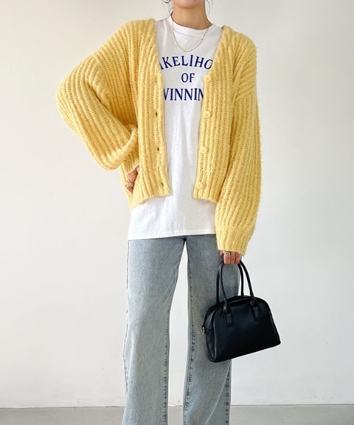Mac-House(マックハウス)の「畦編みVネックパフスリーブカーディガン(カーディガン/ボレロ・レディース・ブラック/ホワイト/グリーン/イエロー・FREE)」の16枚目の写真