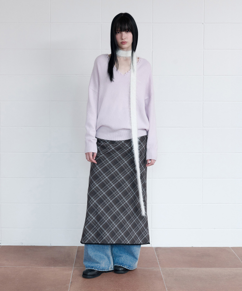 ROLAROLA(ロラロラ)の「CHECK SLIM LONG SKIRT BROWN(スカート・レディース・ブラウン・FREE)」の2枚目の写真
