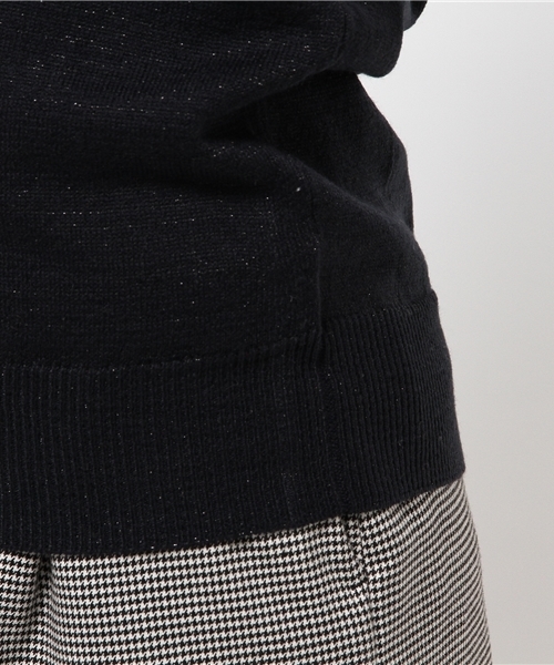 Discoat Parisien（ディスコートパリシアン）の「ラメVネックプルオーバー（ニット/セーター・レディース・ロイヤルブルー/ネイビー/アイボリー/モカ・LARGE/SMALL/MEDIUM）」の10枚目の写真