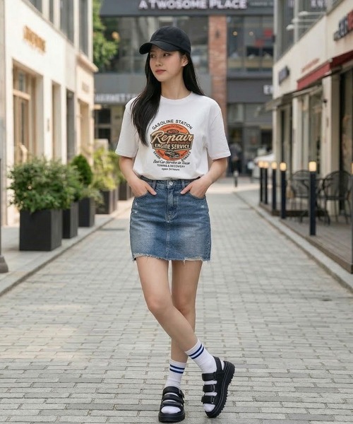 September SEOUL（セプテンバーソウル）の「レトロアメリカンイラストグラフィックTシャツ（Tシャツ/カットソー・レディース・ホワイト/カーキ・FREE）」の4枚目の写真