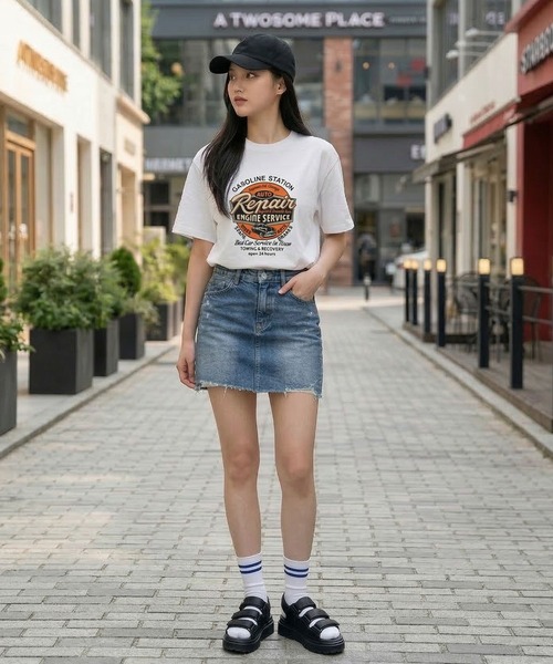 September SEOUL（セプテンバーソウル）の「レトロアメリカンイラストグラフィックTシャツ（Tシャツ/カットソー・レディース・ホワイト/カーキ・FREE）」の5枚目の写真